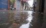 Đường phố Hà Nội ngập gần 1m sau bão số 6