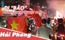 Hải Phòng mịt mù pháo sáng khi Olympic Việt Nam vào tứ kết ASIAD