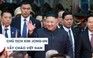 Khoảnh khắc Chủ tịch Kim Jong-un xuống tàu, vẫy tay chào Việt Nam