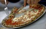 Kỷ lục pizza: làm hơn 11.000 bánh pizza ngon lành trong 12 giờ