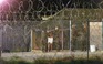Lầu Năm Góc bị tố chặn xuất bản sách về tra tấn tù nhân Guantanamo