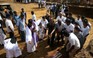 Số người chết vì đánh bom khủng bố lễ Phục sinh ở Sri Lanka tiếp tục tăng lên