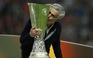 HLV Mourinho 'kể khổ' sau chức vô địch Europa League