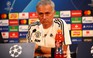 HLV Mourinho: ‘Tôi chẳng lo lắng gì chuyện bị sa thải’