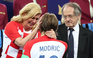Tổng thống Croatia - người phụ nữ nổi bật nhất trận chung kết World Cup
