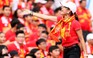 Cổ động viên Việt Nam chân chính nói không với pháo sáng