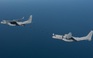 Airbus trình diễn máy bay vận tải C295 dùng tiếp dầu trên không