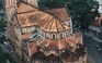 Mái ngói Nhà thờ Đức Bà ở trung tâm Sài Gòn xuống cấp sau 136 năm