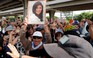 Thủ tướng Hun Sen bác tin bà Yingluck trốn sang Campuchia
