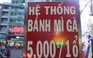 Nơi độc nhất ở Sài Gòn bán bánh mì gà 5.000 đồng giúp người nghèo