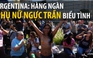 Argentina: hàng ngàn phụ nữ để ngực trần biểu tình