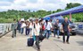Hàng ngàn lao động nước ngoài rời Thái Lan