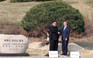 Lãnh đạo Triều Tiên Hàn Quốc chung tay vun đắp cây hòa bình