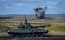 Hoành tráng xe tăng Nga khoe hỏa lực trong tập trận Vostok-2018