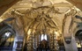 Nhà thờ đầy xương người nổi tiếng thế giới sẽ cấm chụp hình