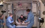 Phi hành gia Mỹ đến trạm ISS sau chuyến bay 'mượt mà' trên tàu SpaceX