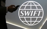 Nhiều ngân hàng Nga bị hệ thống thanh toán toàn cầu Swift 'cấm cửa'