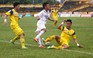 Cầu thủ Đà Nẵng ngồi xe lăn vì pha vào bóng của cựu đội trưởng U.23 Việt Nam