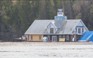 Lũ lụt tại Quebec khiến bé 2 tuổi thiệt mạng