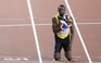 Usain Bolt bị đánh bại trong cuộc đua 100m cuối cùng của sự nghiệp