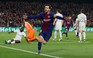 Champions League: Messi giúp Barcelona đè bẹp Chelsea