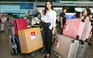 Đỗ Mỹ Linh mang 10 vali hành lý đến Trung Quốc thi Miss World 2017