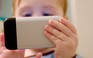 Chuyên gia Mỹ đồng ý cho trẻ dùng iPad, smartphone