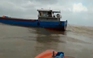5 tàu chở clinke bị lũ cuốn ra biển, 5 người mất tích