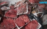 Phát hiện gần 2 tấn thịt heo trộn thịt đà điểu