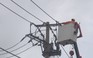 Nỗ lực khôi phục điện tại Phú Yên