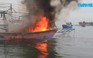 Cận cảnh cháy tàu cá kinh hoàng trên cảng, thiệt hại hơn 10 tỉ đồng