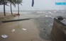 Cửa xả lại sạt lở khiến nước thải tuôn thẳng ra biển Đà Nẵng
