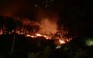 Đồng loạt cháy rừng trên 3 phường ở Thừa Thiên-Huế, cả ngàn người xuyên đêm chữa cháy