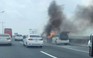 Ô tô cháy rụi trên cao tốc TP.HCM - Trung Lương khi về Miền Tây
