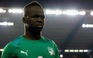 Làng bóng đá tiếc thương cái chết của Tiote