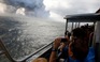 ‘Bom’ dung nham ‘bắn phá’ tàu du lịch, 23 người bị thương