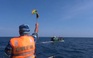 Cận cảnh bộ đội biên phòng đẩy đuổi tàu cá Trung Quốc trên vùng biển Việt Nam