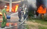 Rùng mình vì vụ cháy lớn kinh hoàng, cháy lan nhà dân ở Bình Chánh