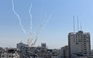 Israel không kích Dải Gaza, nhóm Hồi giáo dội 'mưa hỏa tiễn' trả đũa