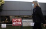 Bầu cử Mỹ 2020: Người bỏ phiếu sớm tăng vọt vì lo ngại Covid-19