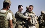 Binh sĩ Nga, Mỹ bất ngờ 'tay bắt mặt mừng’ ở Syria