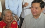 [VIDEO] Ông Đinh La Thăng hỏi mẹ VN anh hùng: 'Lãnh đạo huyện, xã có hay tới thăm má không?'