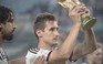 Miroslav Klose giải nghệ: Tạm biệt một huyền thoại