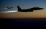 Bắt đầu rút quân, Mỹ vẫn không dừng không kích ở Syria