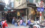 Lạc bước trong ngõ 'độc' tựa thiên đường đồ ăn Việt khiến Tây ta mê đắm